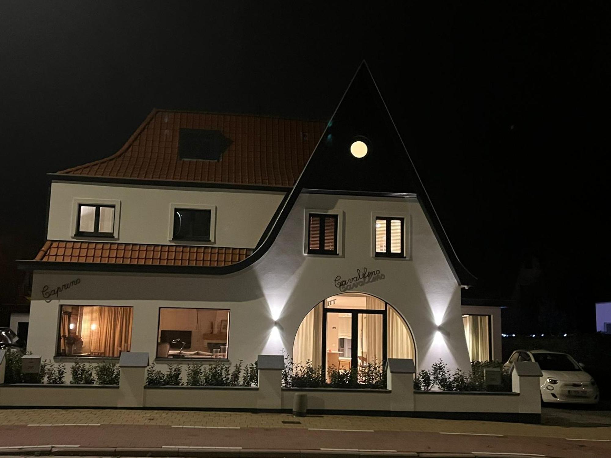 Caprino Guesthouse クノック・ヘイスト エクステリア 写真